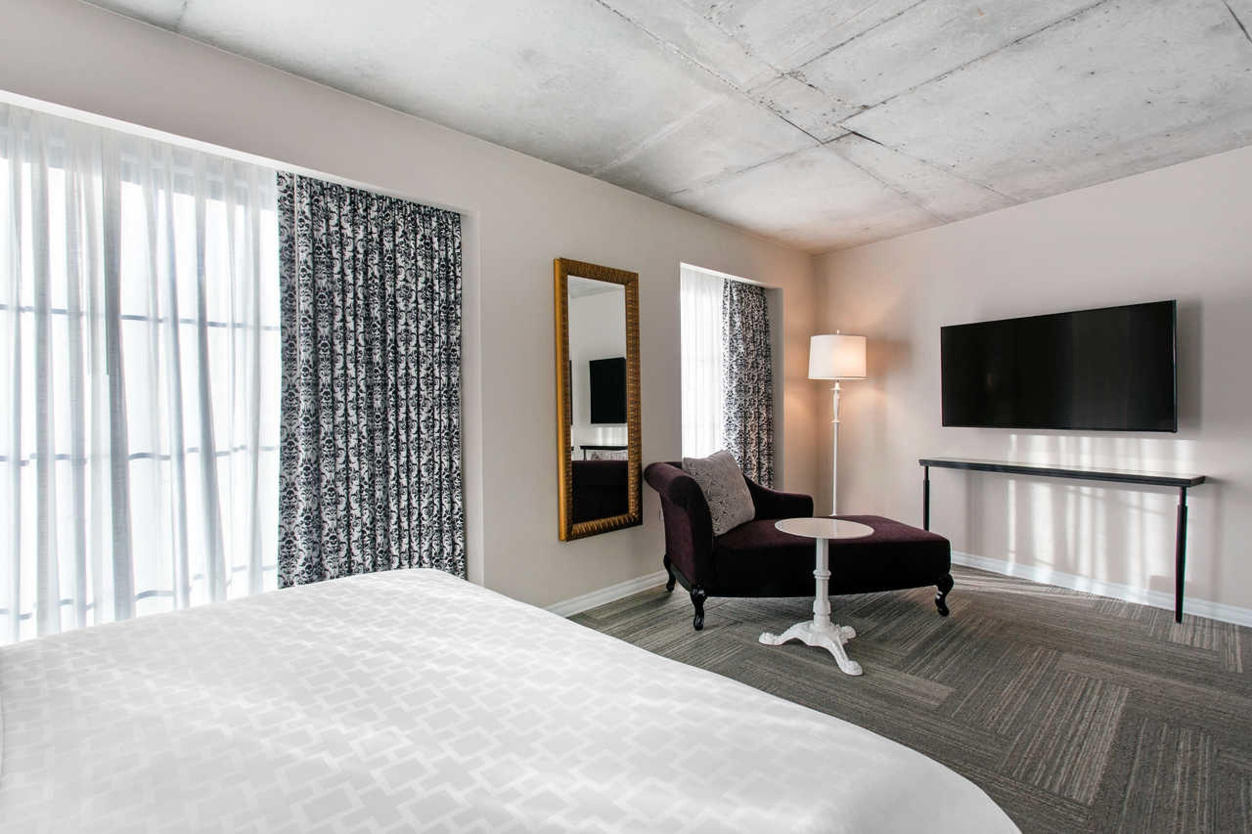 Cambria Hotel New Orleans Downtown Warehouse District Exterior photo