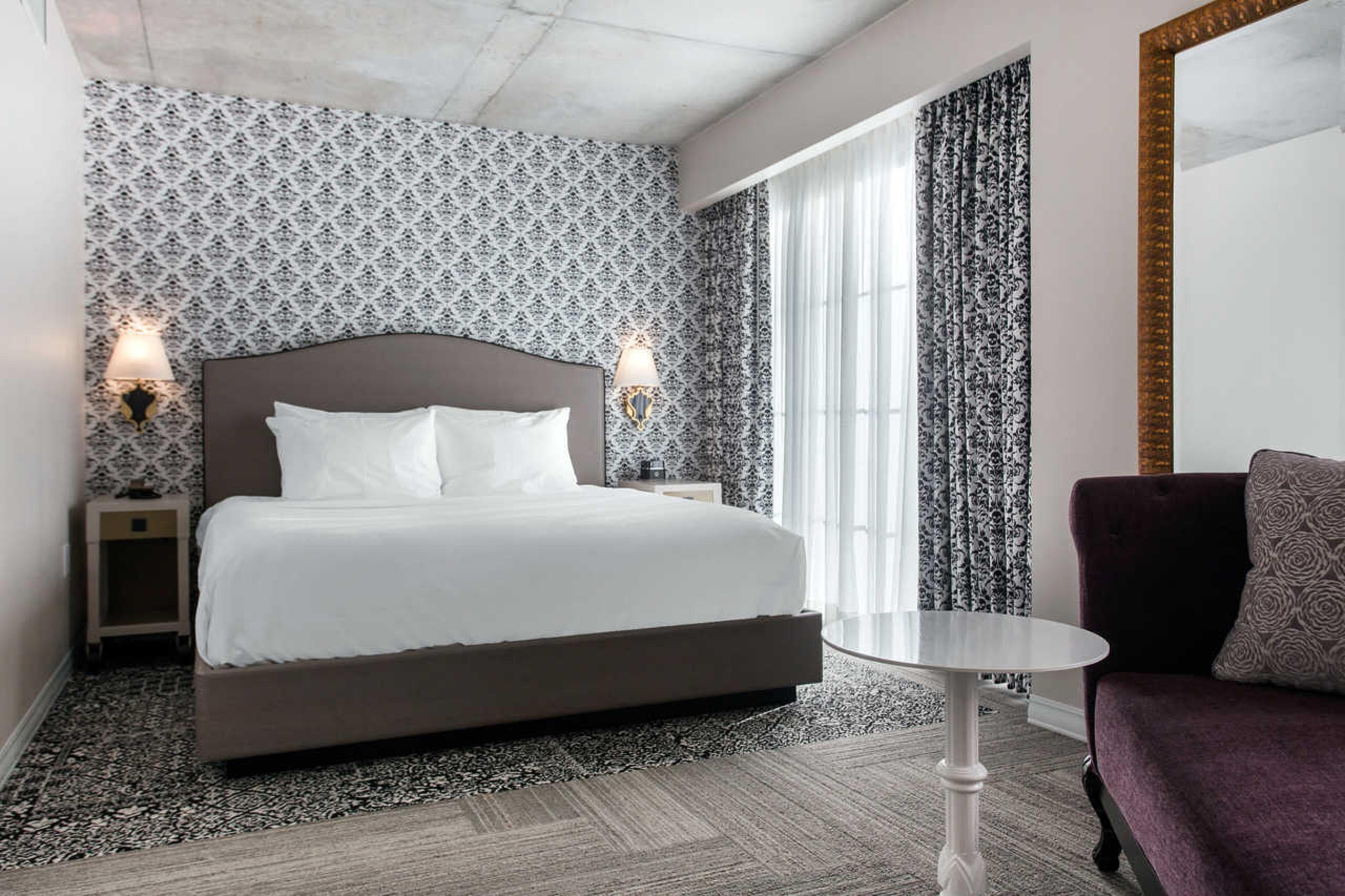 Cambria Hotel New Orleans Downtown Warehouse District Exterior photo