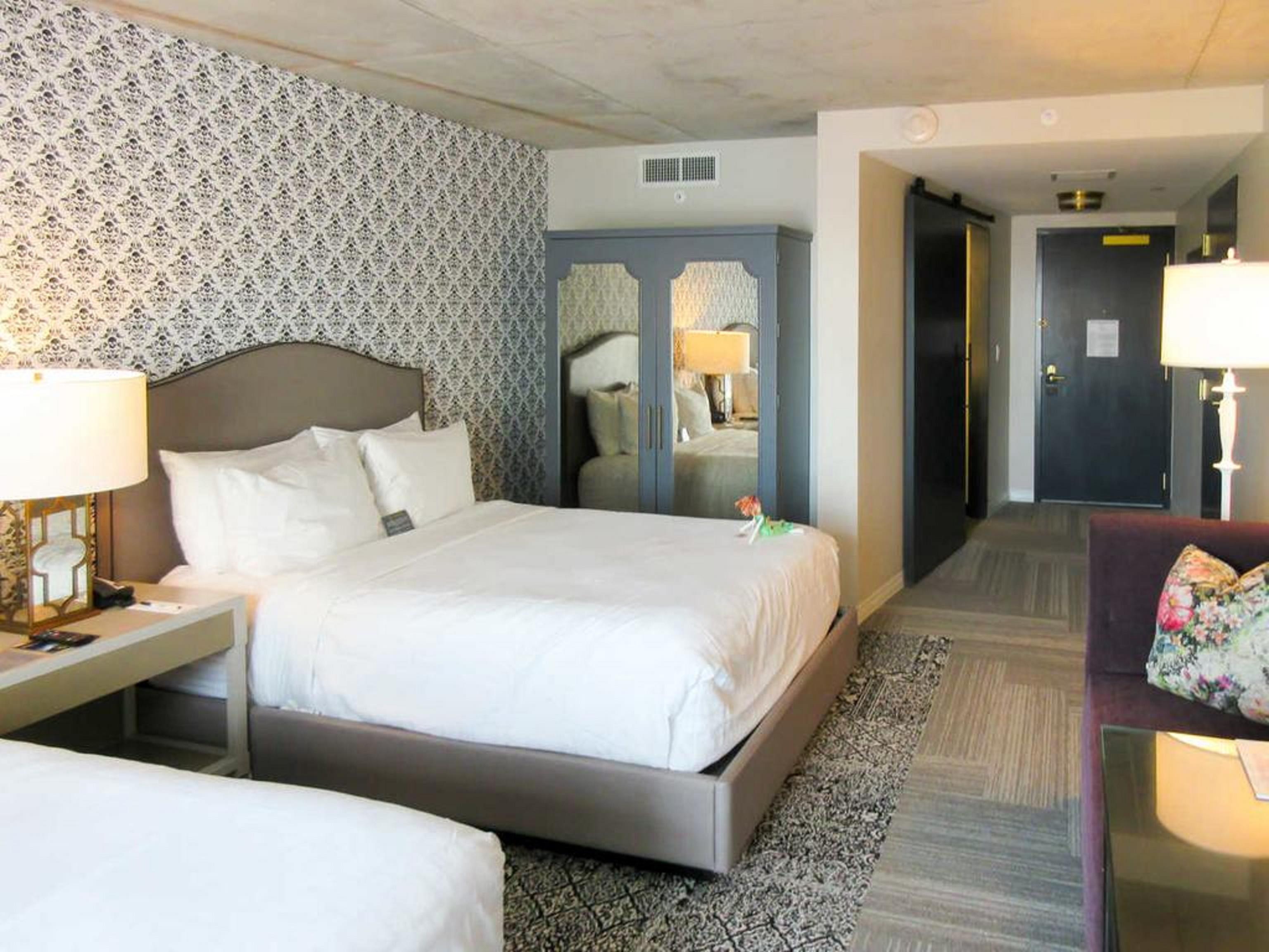 Cambria Hotel New Orleans Downtown Warehouse District Exterior photo
