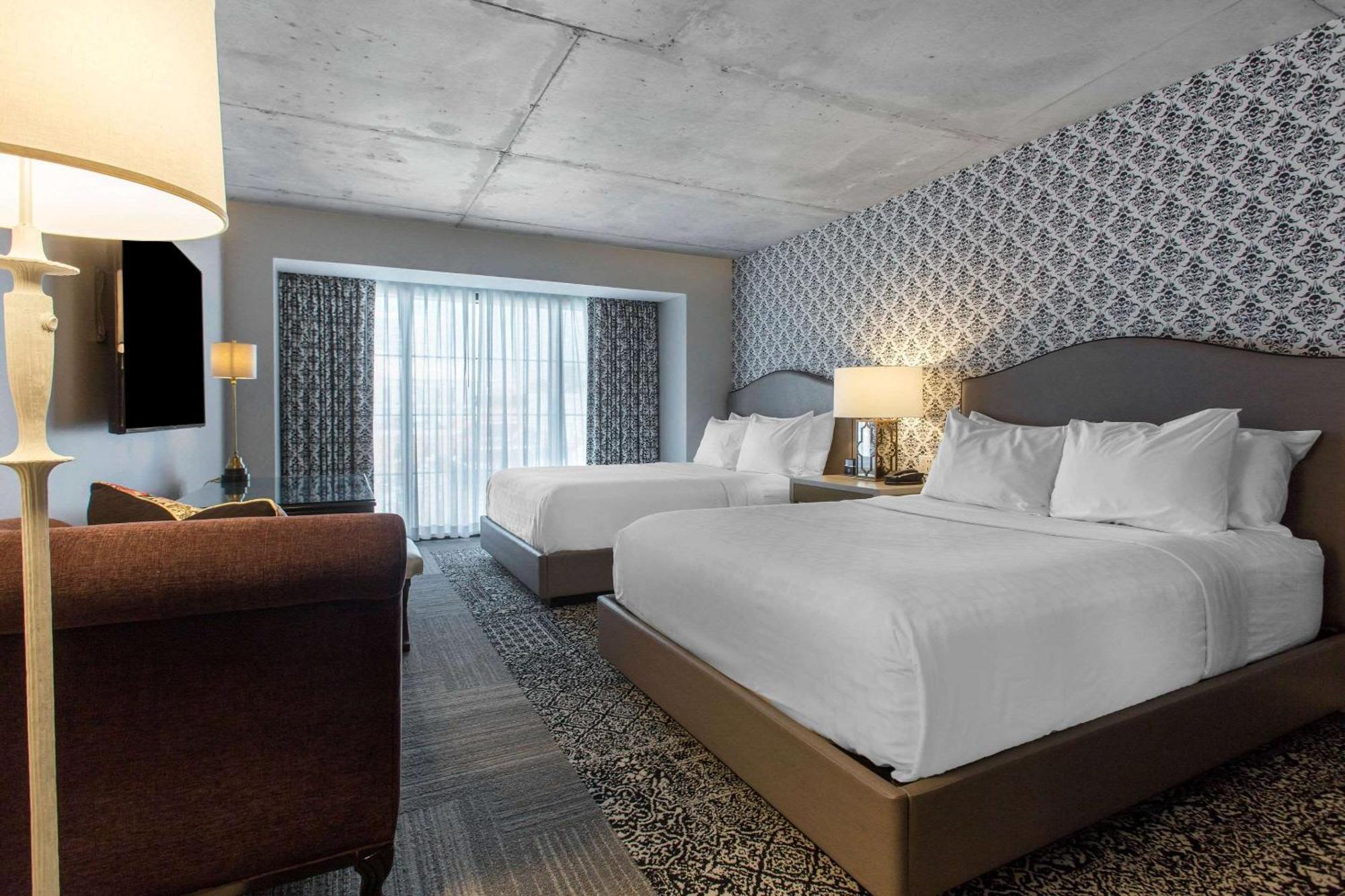 Cambria Hotel New Orleans Downtown Warehouse District Exterior photo