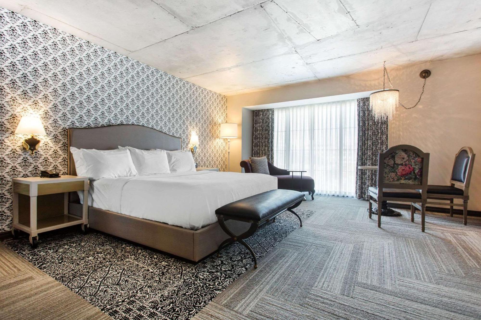 Cambria Hotel New Orleans Downtown Warehouse District Exterior photo