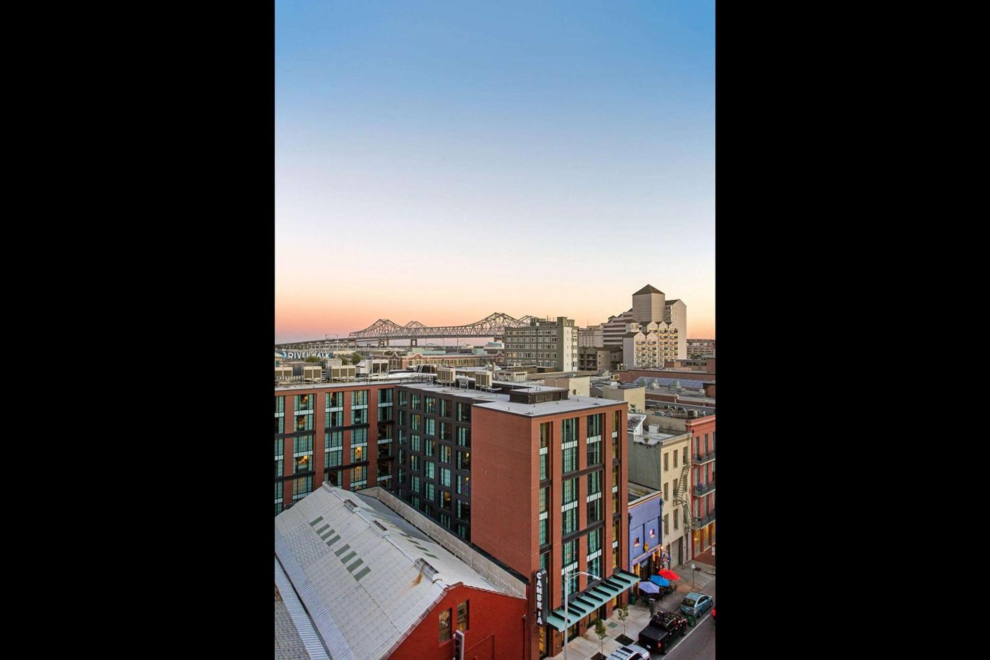 Cambria Hotel New Orleans Downtown Warehouse District Exterior photo