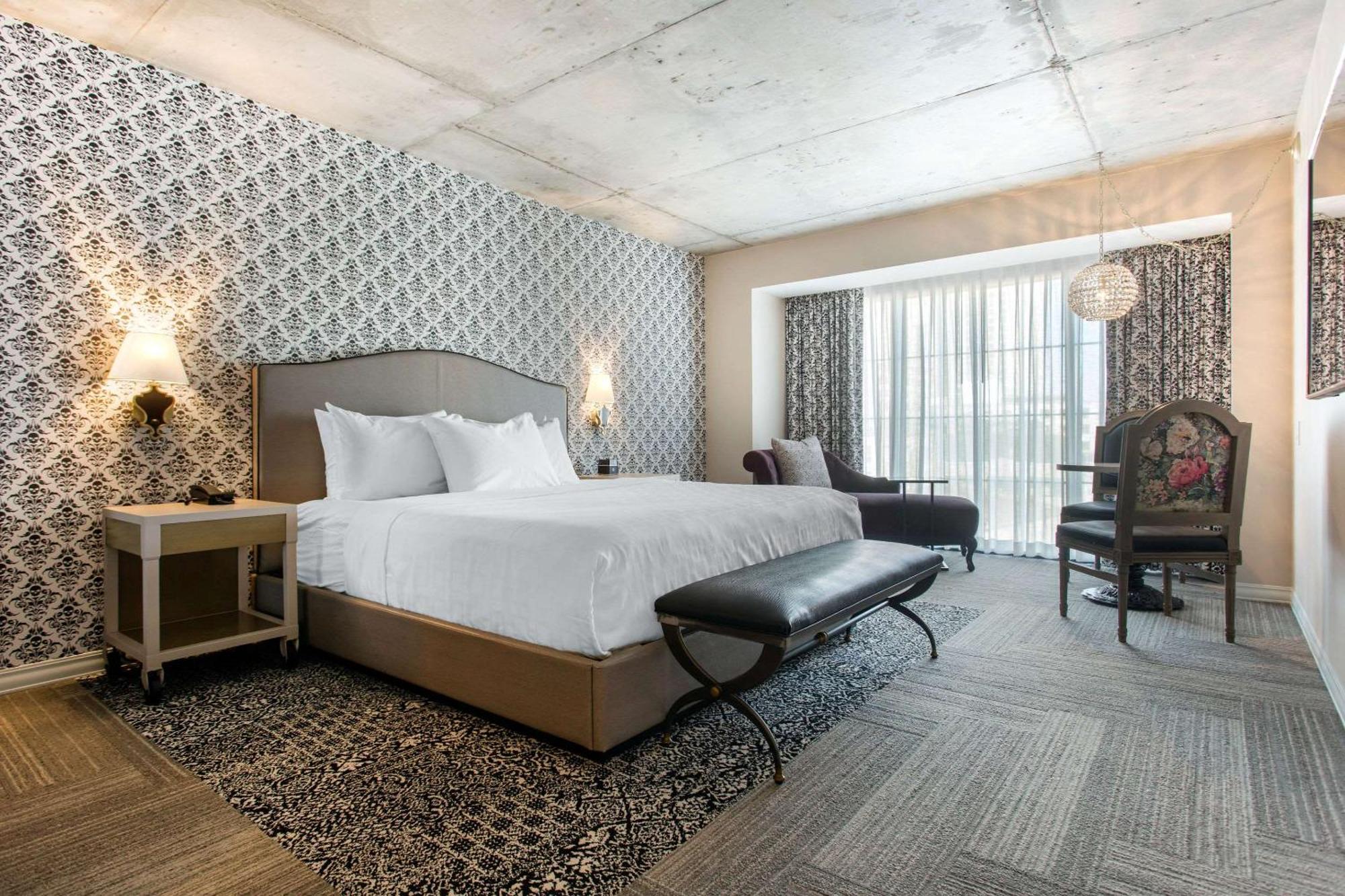 Cambria Hotel New Orleans Downtown Warehouse District Exterior photo