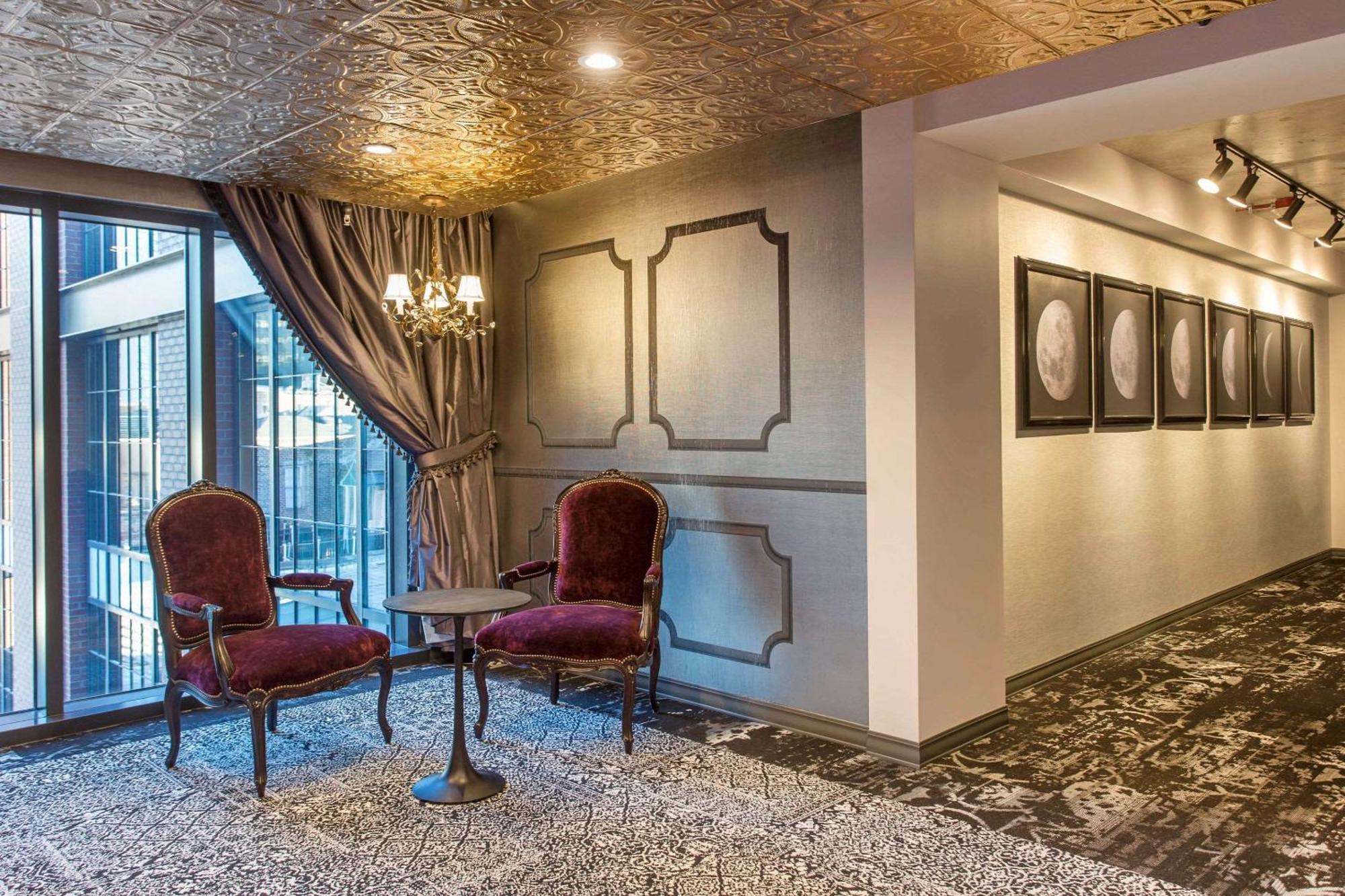 Cambria Hotel New Orleans Downtown Warehouse District Exterior photo