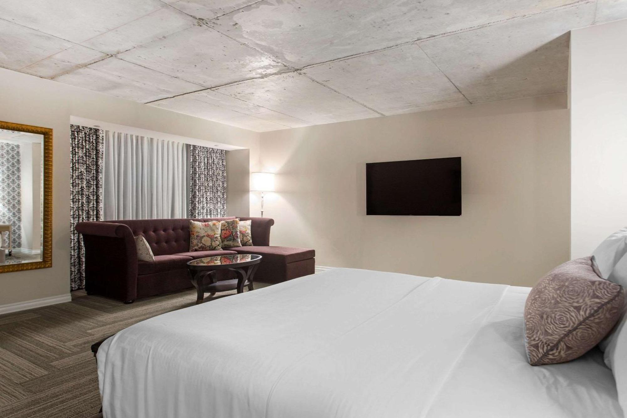 Cambria Hotel New Orleans Downtown Warehouse District Exterior photo