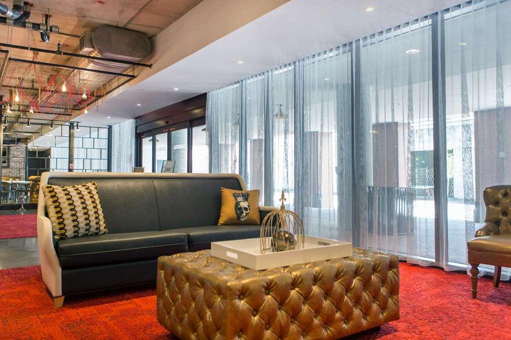 Cambria Hotel New Orleans Downtown Warehouse District Interior photo